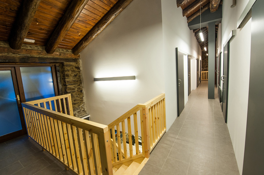 interior mountain hostel tarter