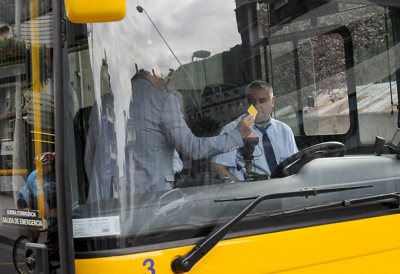 bus linia regular andorra